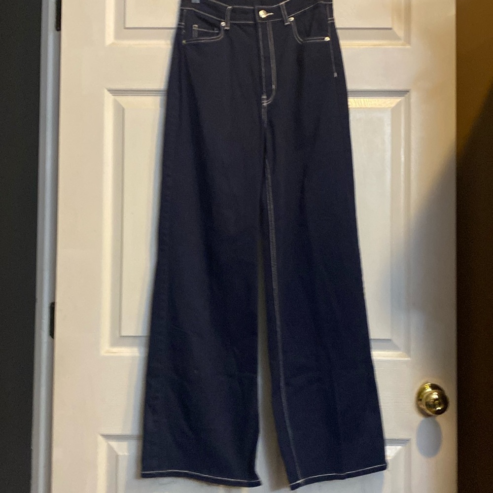 H&M size 8, flare, like new